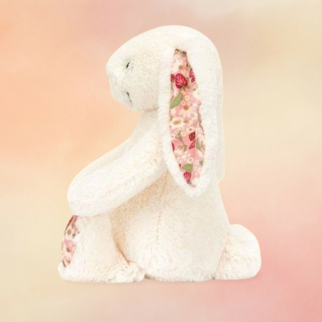 Blossom Cream Bunny 'Berry' | Blossom Collection